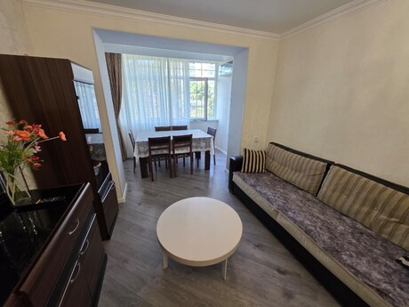 Elan №6499814 - Bakı, Neftçilər m., 3 otaqlı, 75 m², 3/5 mərtəbə