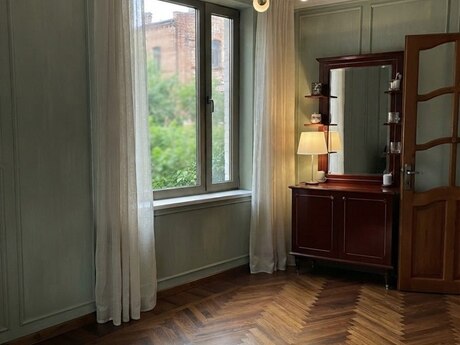 3-room apartment for rent, 75 m², Nəriman Nərimanov: 650 ₼/mo 2