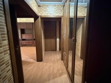 Həzi Aslanovda 3 otaqlı köhnə tikili mənzil satılır, 65 m², 135 000 AZN, şəkil 2 / 8
