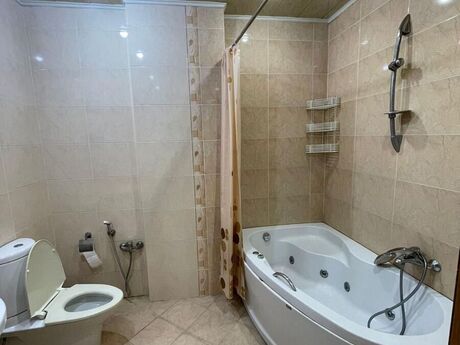 28 Mayda 3 otaqlı yeni tikili mənzil kirayə verilir, 140 m², 1 200 AZN/ay, şəkil 5 / 7