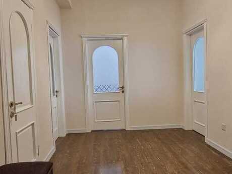 3-room apartment for rent, 90 m², Əhmədli: 700 ₼/mo 3
