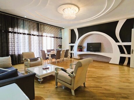 Объявление №6499955 - Баку, Насиминский  р., 3-комн., 162 м², 7/10 этаж