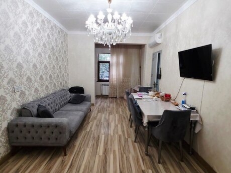 Elan №6499979 - Bakı, Memar Əcəmi m., 2 otaqlı, 60 m², 2/5 mərtəbə