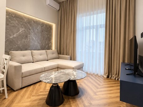 2-room apartment for rent, 60 m², 28 May: 1 400 ₼/mo 2
