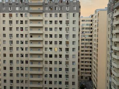 3 otaq · 70 m² · 7/12 mərtəbə, Qara Qarayev
