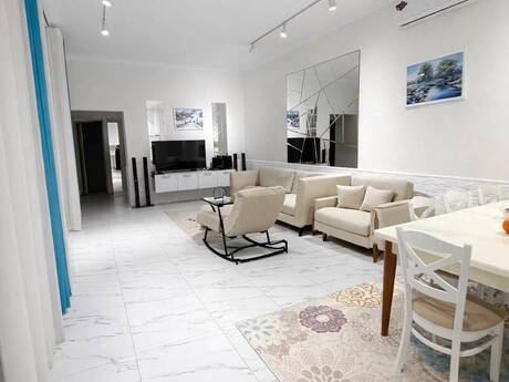 Bilgəhdə 3 otaqlı həyət evi kirayə verilir, 250 m², 1 000 AZN/ay, şəkil 5 / 6