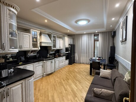 5-комнатная квартира, 250 м², Nəsimi: 710 000 ₼ 4
