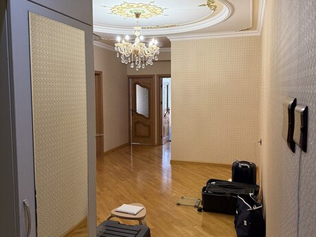 Сдаётся 4-комнатная квартира в новостройке, Badamdar, 153 м², 1 150 AZN/мес, фото 2 / 12