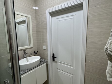 2-комн. · 58 m² · 16/18 этаж, Memar Əcəmi
