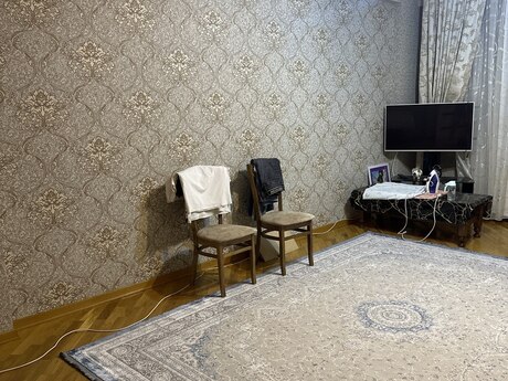 1-room apartment for rent, 70 m², Badamdar: 280 ₼/mo 4