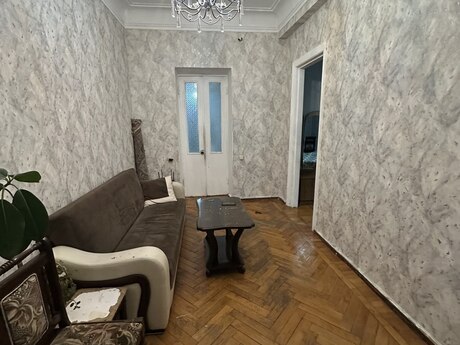 Elan №6500250 - Bakı, Nəriman Nərimanov m., 3 otaqlı, 80 m², 5/6 mərtəbə