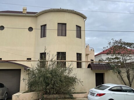 6-room house, 215 m², Badamdar: 460 000 ₼ 2