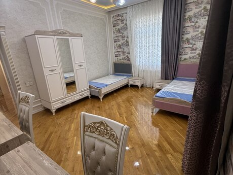 Yeni Ramanada 6 otaqlı həyət evi kirayə verilir, 280 m², 1 000 AZN/ay, şəkil 4 / 12