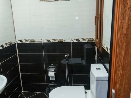 2-room apartment, 90 m², Bakıxanov: 165 000 ₼ 4