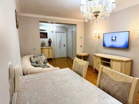 Объявление №6500423 - Баку, м. Иншаатчылар, 5-комн., 130 м², 1/5 этаж