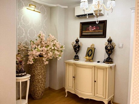 5-комнатная квартира, 130 м², İnşaatçılar: 250 000 ₼ 5
