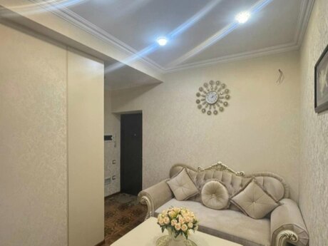 3 otaqlı mənzil, 73 m², 9-cu mikrorayon: 210 000 ₼ 3