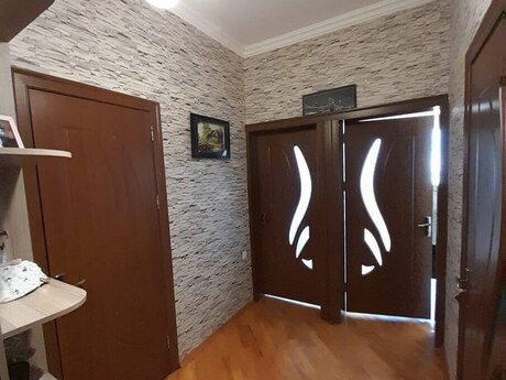 2 otaq · 75 m² · 9/18 mərtəbə, Elmlər Akademiyası