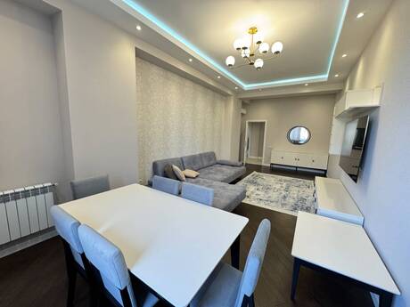 Аренда: 2-комнатная квартира, 100 м², Nizami: 2 000 ₼/мес 2