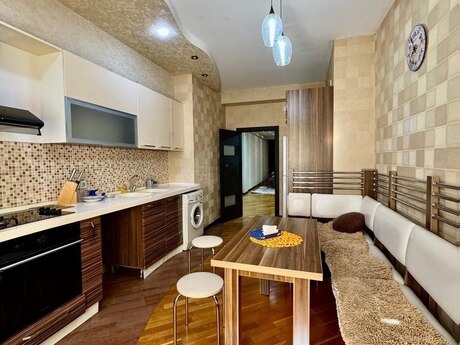 3-room apartment for rent, 120 m², İnşaatçılar: 849 ₼/mo 5