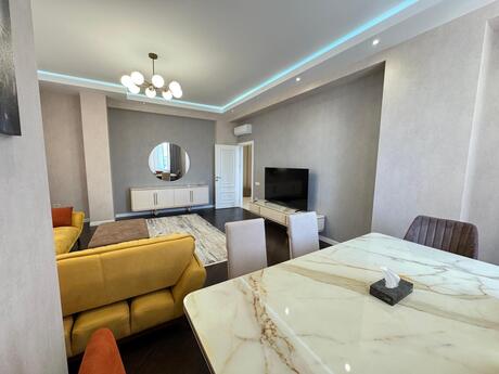 Kirayə 3 otaqlı mənzil, 126 m², Nizami: 2 200 ₼/ay 4