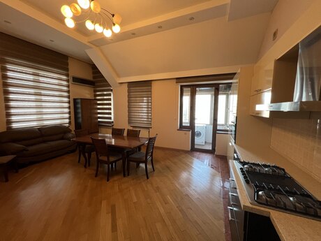 4-room apartment for rent, 202 m², Nəsimi: 1 950 ₼/mo 5