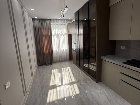 3-room apartment, 113 m², 28 May: 475 000 ₼ 5