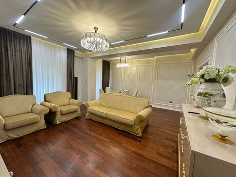 Аренда: 5-комнатная квартира, 220 м², Ağ şəhər: 3 900 ₼/мес 4