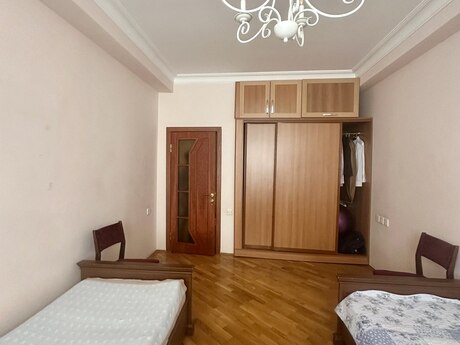 Продаётся 2-комнатная квартира в новостройке, Azadlıq Prospekti, 105 м², 290 000 AZN, фото 5 / 12