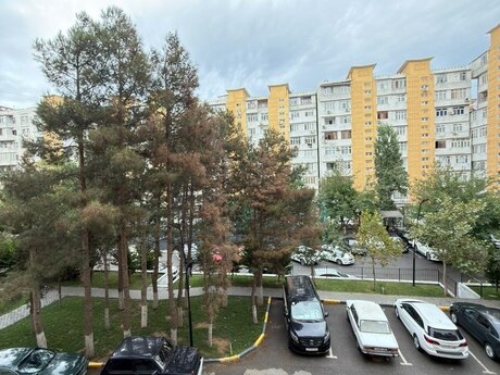 Elan №6500751 - Bakı, İnşaatçılar m., 2 otaqlı, 65 m², 3/9 mərtəbə