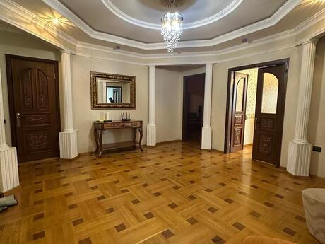 3-room apartment for rent, 130 m², Elmlər Akademiyası: 1 300 ₼/mo 3