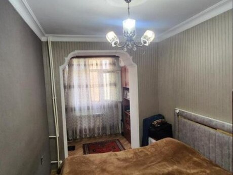 Gənclikdə 3 otaqlı köhnə tikili mənzil satılır, 90 m², 240 000 AZN, şəkil 2 / 10