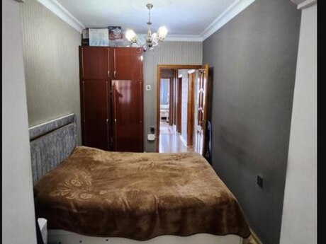 Gənclikdə 3 otaqlı köhnə tikili mənzil satılır, 90 m², 240 000 AZN, şəkil 3 / 10