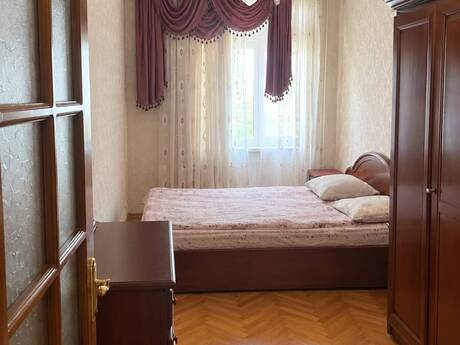 Аренда: 3-комнатная квартира, 110 м², Nəriman Nərimanov: 650 ₼/мес 5
