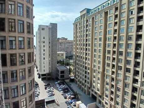 4-room apartment, 191 m², Şah İsmayıl Xətai: 420 000 ₼ 2