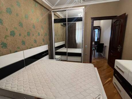 3-room apartment, 95 m², Neftçilər: 250 000 ₼ 5
