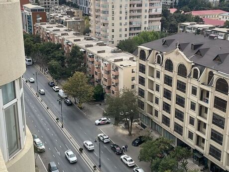 3-комнатная квартира, 122 м², İnşaatçılar: 290 000 ₼ 2