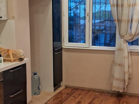 3-room apartment for rent, 90 m², Memar Əcəmi: 650 ₼/mo 5