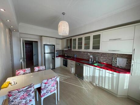 5-room apartment, 225 m², Şah İsmayıl Xətai: 850 000 ₼ 5