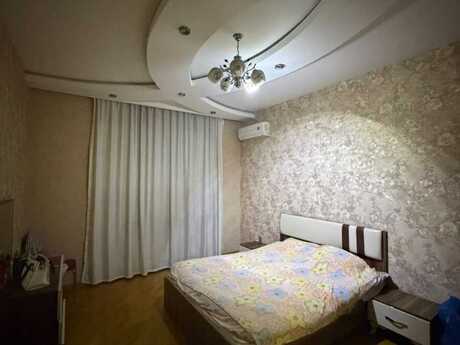 Аренда: 3-комнатная квартира, 135 м², 8 Noyabr: 1 100 ₼/мес 3