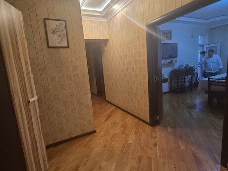 3-room apartment, 105 m², Həzi Aslanov: 230 000 ₼ 2