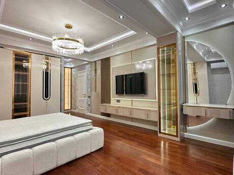 4-комнатная квартира, 174 м², Nəriman Nərimanov: 660 000 ₼ 4