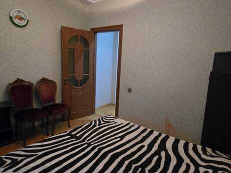 Elmlər Akademiyasında 3 otaqlı yeni tikili mənzil kirayə verilir, 130 m², 900 AZN/ay, şəkil 2 / 12