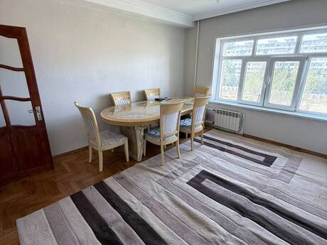 Объявление №6501326 - Баку, м. Халглар Достлугу, 3-комн., 80 м², 4/9 этаж