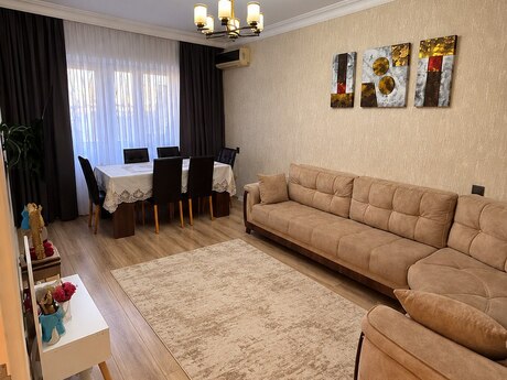 Elan №6501358 - Bakı, Gənclik m., 3 otaqlı, 70 m², 6/9 mərtəbə