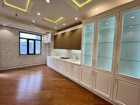 4-room apartment, 144 m², Memar Əcəmi: 365 000 ₼ 3