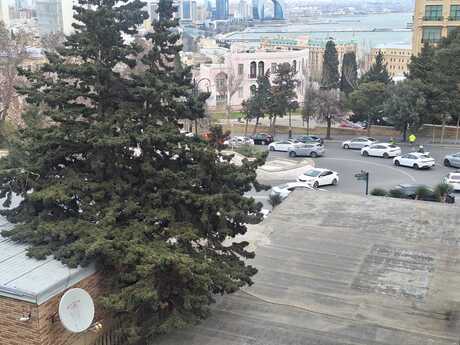 2-room apartment for rent, 65 m², İçəri Şəhər: 800 ₼/mo 3