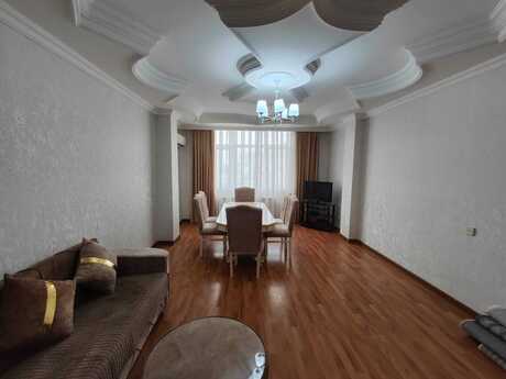 Аренда: 2-комнатная квартира, 90 м², 20 Yanvar: 750 ₼/мес 2