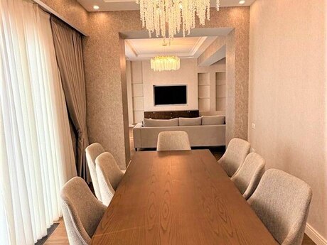Kirayə 5 otaqlı mənzil, 260 m², Nərimanov: 5 300 ₼/ay 4