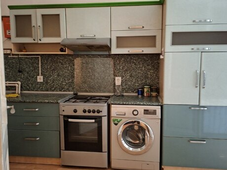 2-room apartment for rent, 64 m², Sahil: 800 ₼/mo 3
